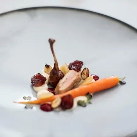 The Crystal Vaya Unique ホテル オーバーグールグル