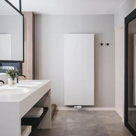 The Crystal Vaya Unique 호텔 오베르구르글