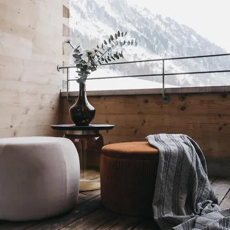 호텔 The Crystal Vaya Unique