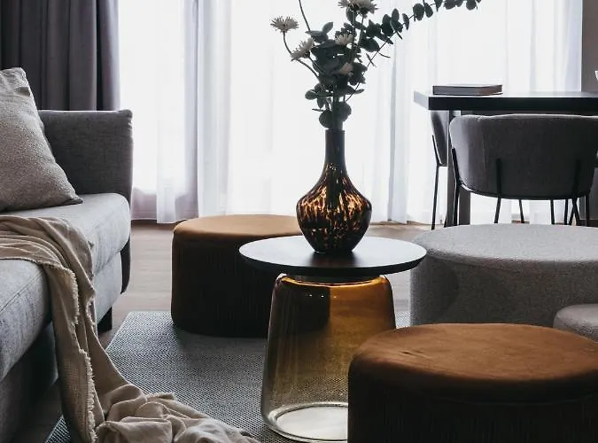 The Crystal Vaya Unique