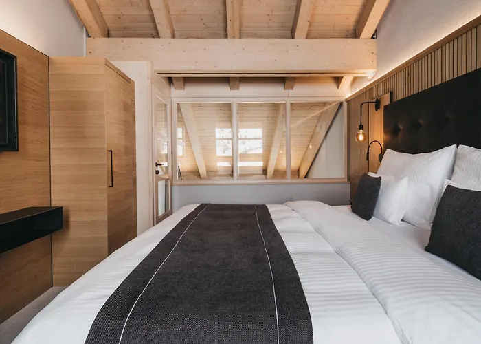 酒店 The Crystal Vaya Unique 4*