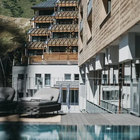 酒店 The Crystal Vaya Unique