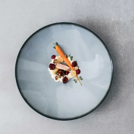 The Crystal Vaya Unique 4*